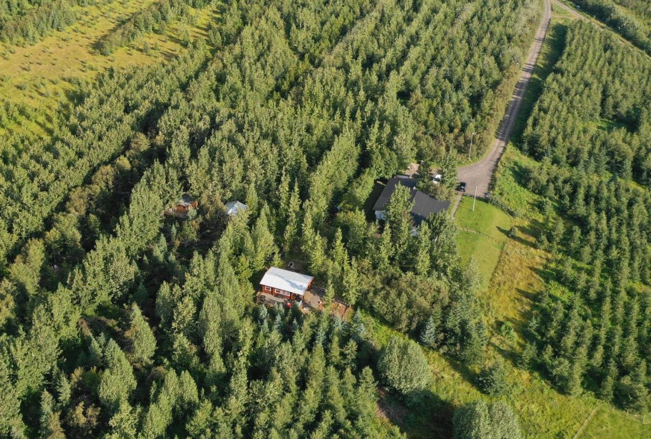Bakkakot 1 - Cozy Cabins In The Woods อาคูเรย์รี ภายนอก รูปภาพ