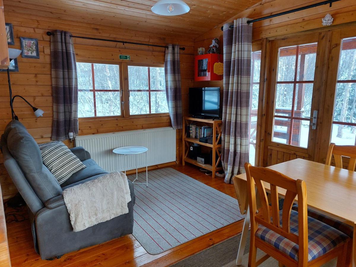 Bakkakot 1 - Cozy Cabins In The Woods อาคูเรย์รี ภายนอก รูปภาพ