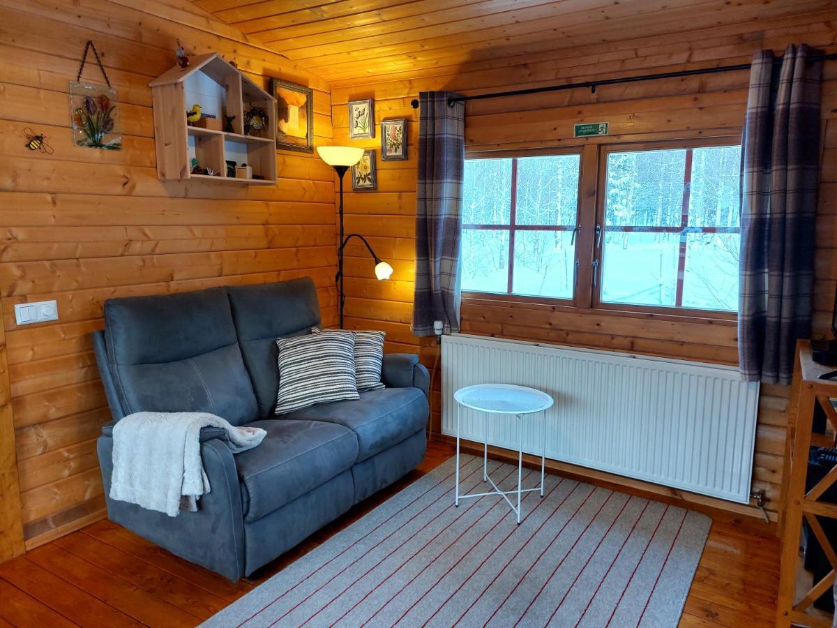 Bakkakot 1 - Cozy Cabins In The Woods อาคูเรย์รี ภายนอก รูปภาพ